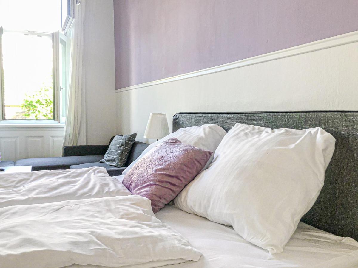Commodious 2Br Apt. Near Akh-Perfect For Groups Viena Exterior foto